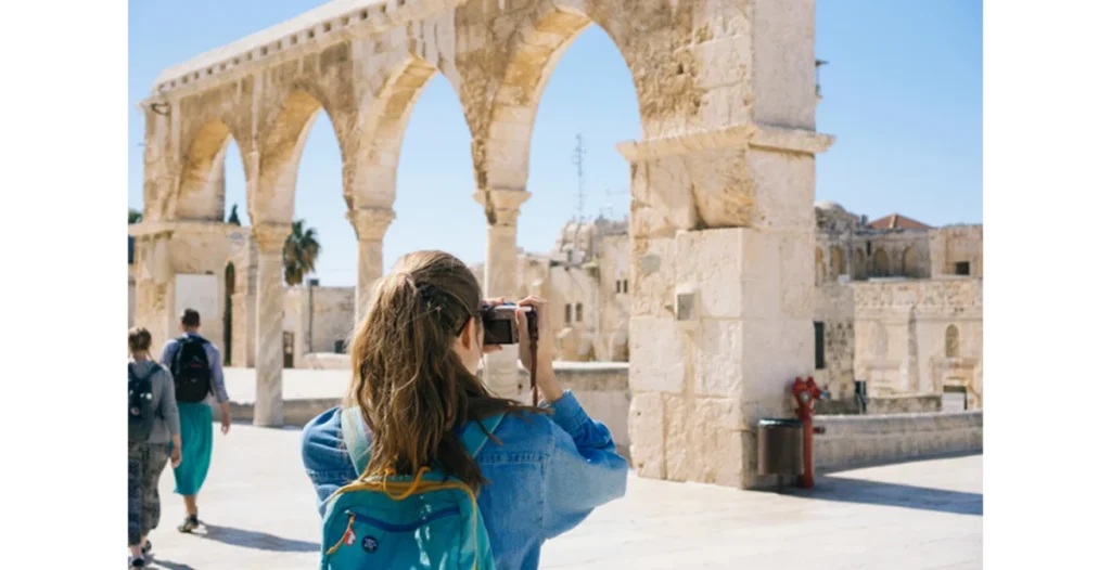 Rozera Tour & Travel